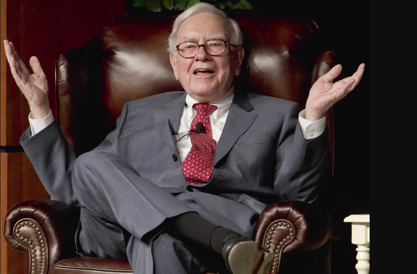 8 key business lessons warren buffett learned as a kid in urdu -- business ideas in urdu