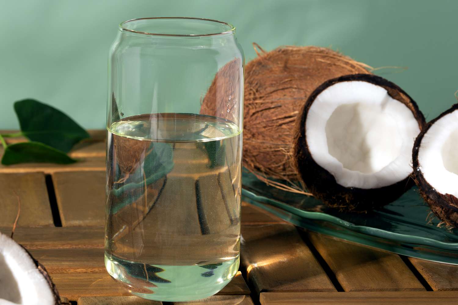 Nariyal Ka Pani: Aap Ke Jism Ke Liye Ek Khudrati Ilaj - What organ is coconut water good for?