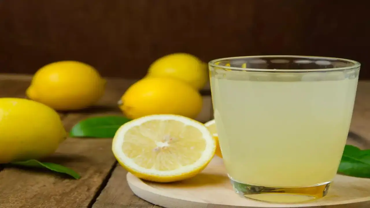 3 homemade lemon-based drinks for better metabolism - لیموں پر مبنی مشروبات