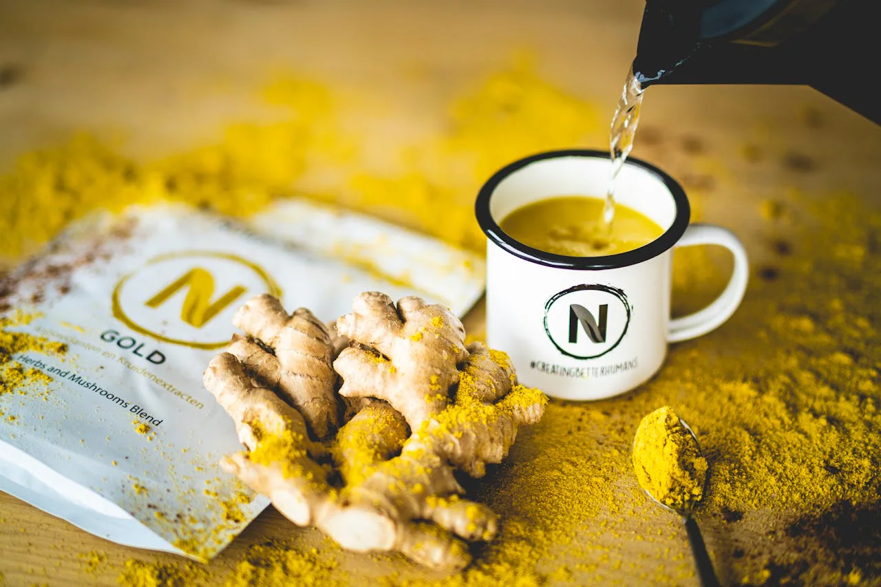 Health Benefits Of Having Ginger Turmeric Shots Every Morning - صبح ادرک ہلدی کھانے کے فوائد